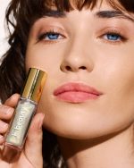 SIGNATURE LIP OILS - Image 4